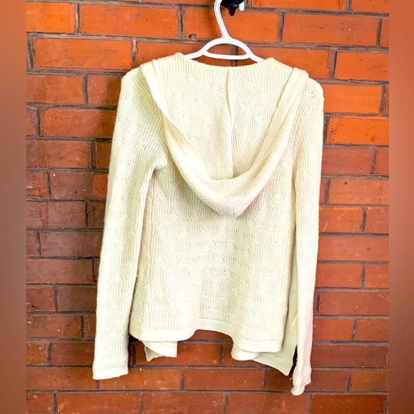 Hatley open front cardigan. Size small, cream. - Picture 2 of 3